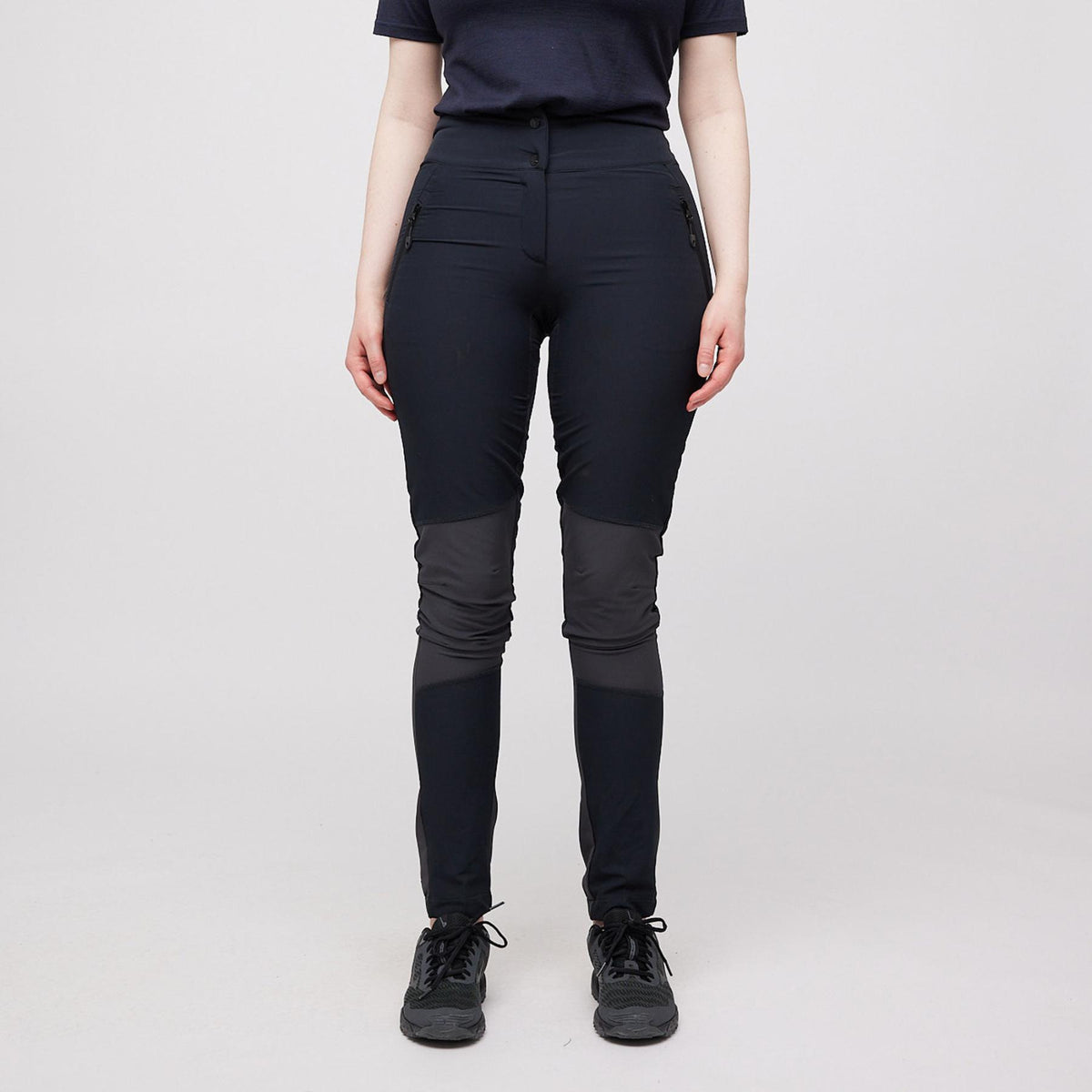 Lofterød – Black