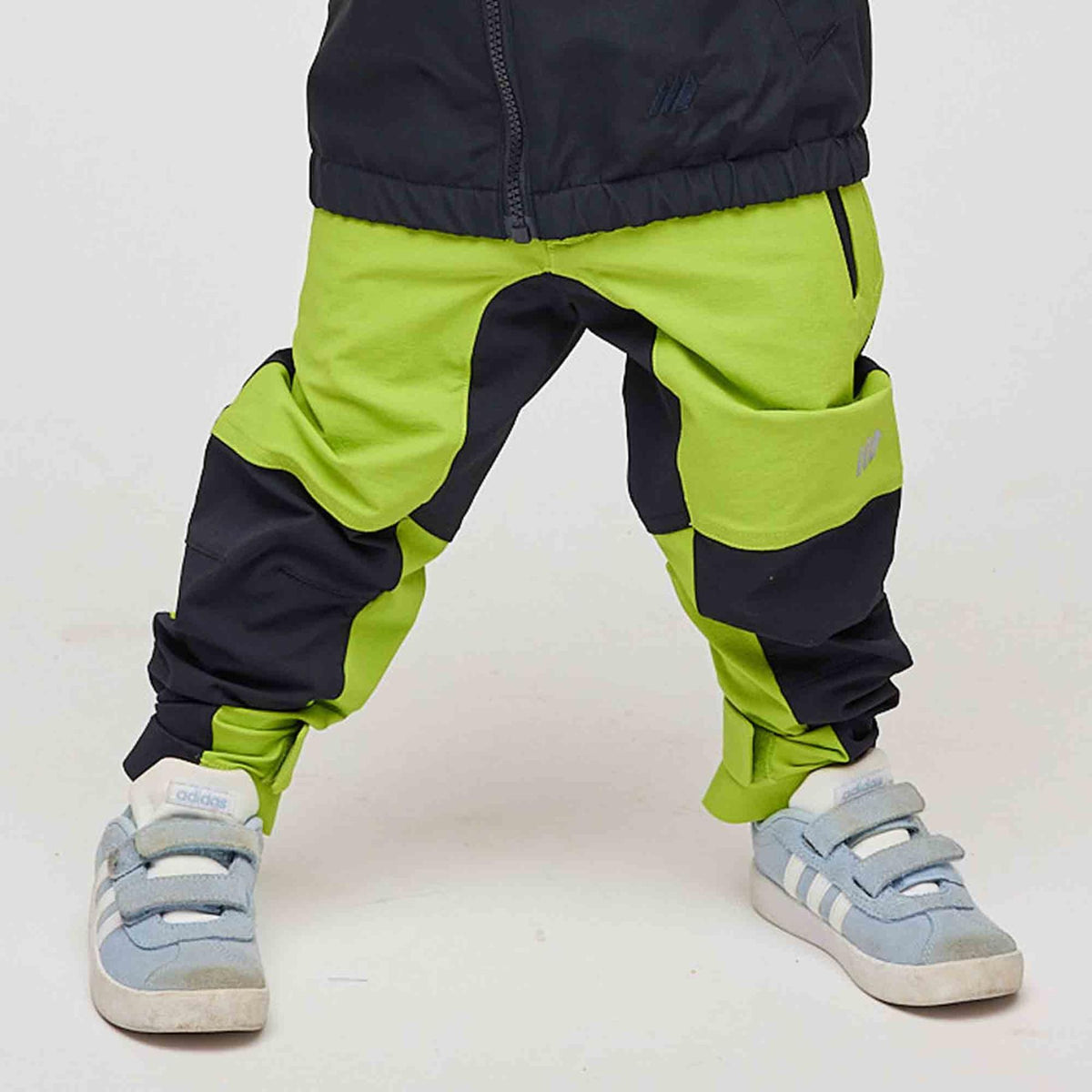 Tinden – Macaw Green