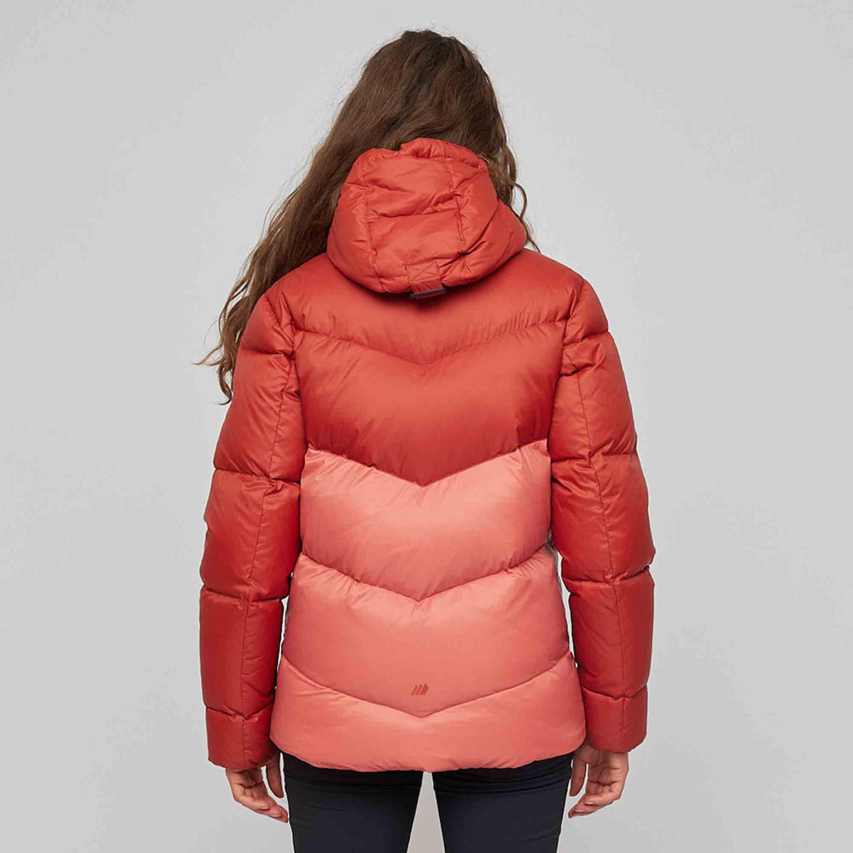 Veslepiggen – Dusty Cedar