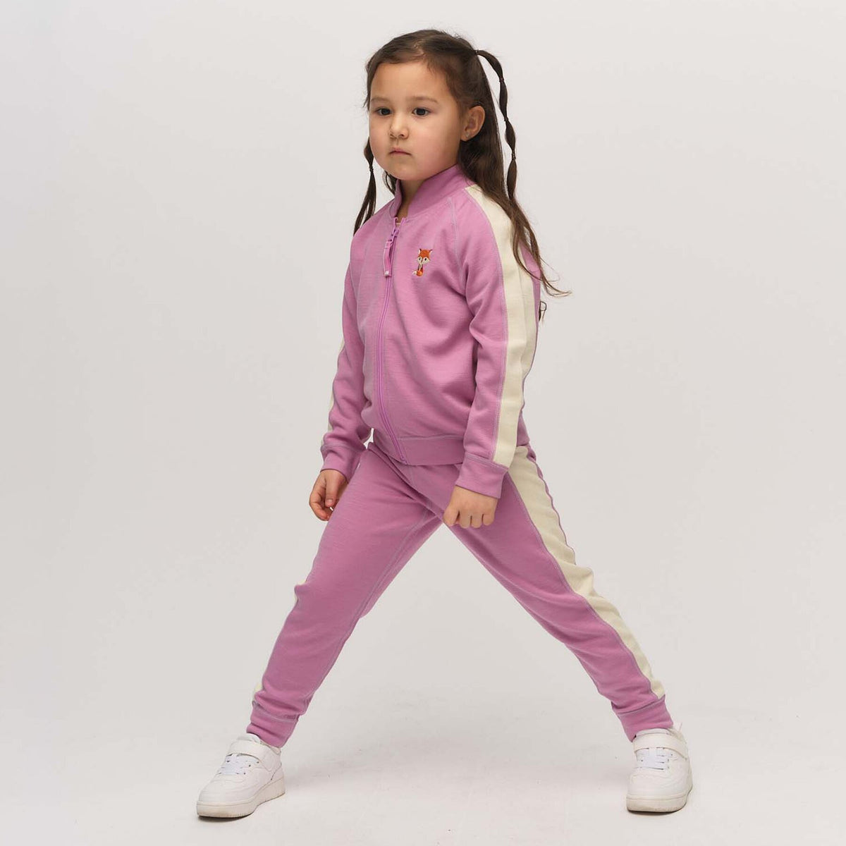 Mogen – Bright Purple