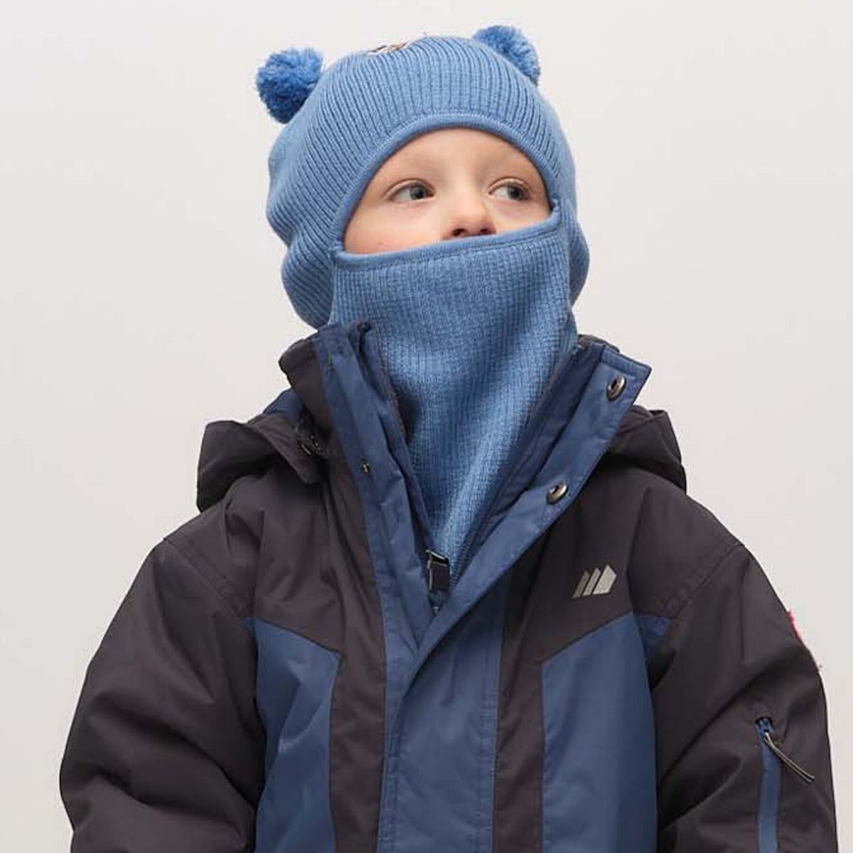 Hustad – Silver Lake Blue