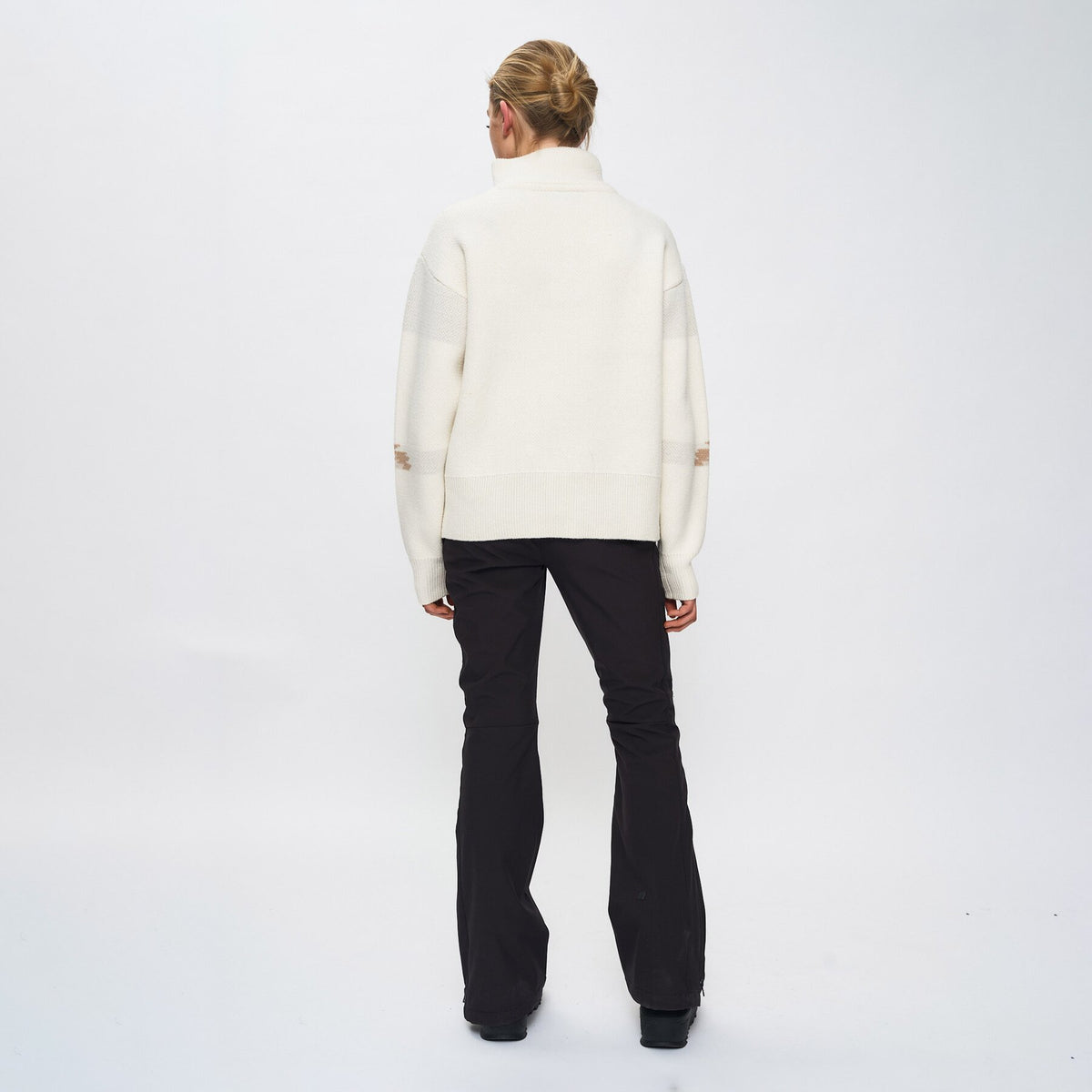 Hoff – Offwhite yd