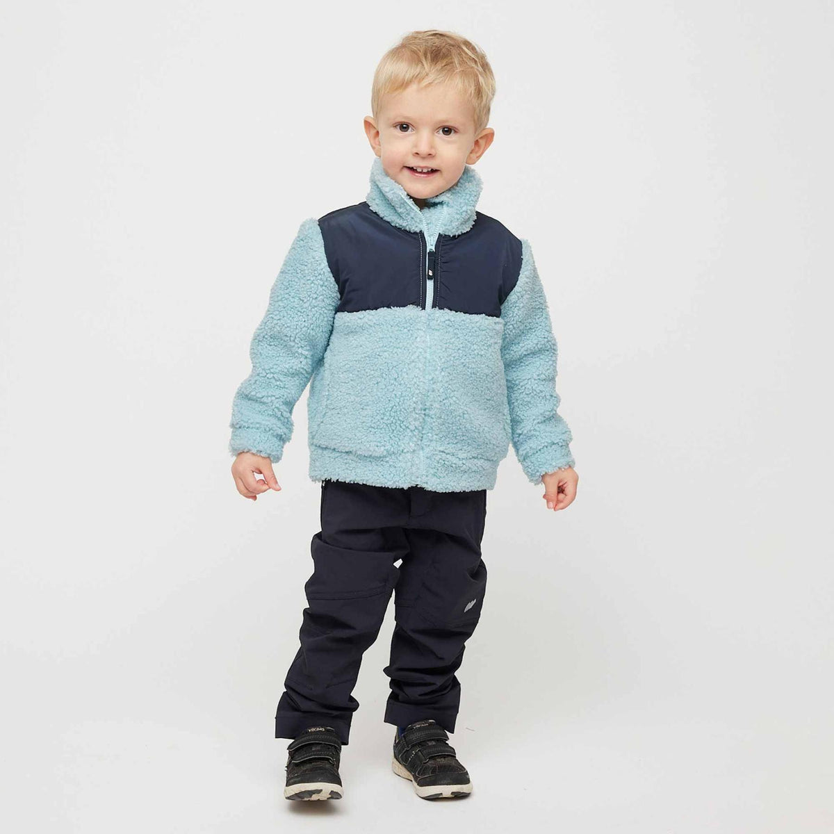 Alnes – Cory Blue