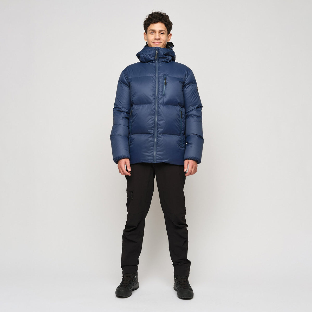 Ustetind – Dark Denim