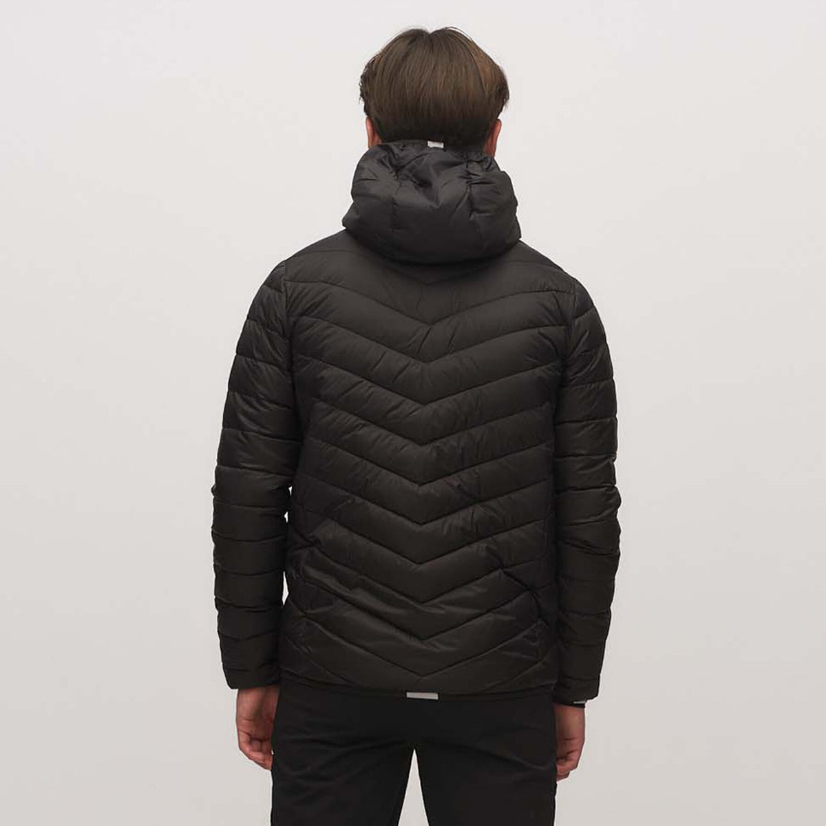 Hurum – Black