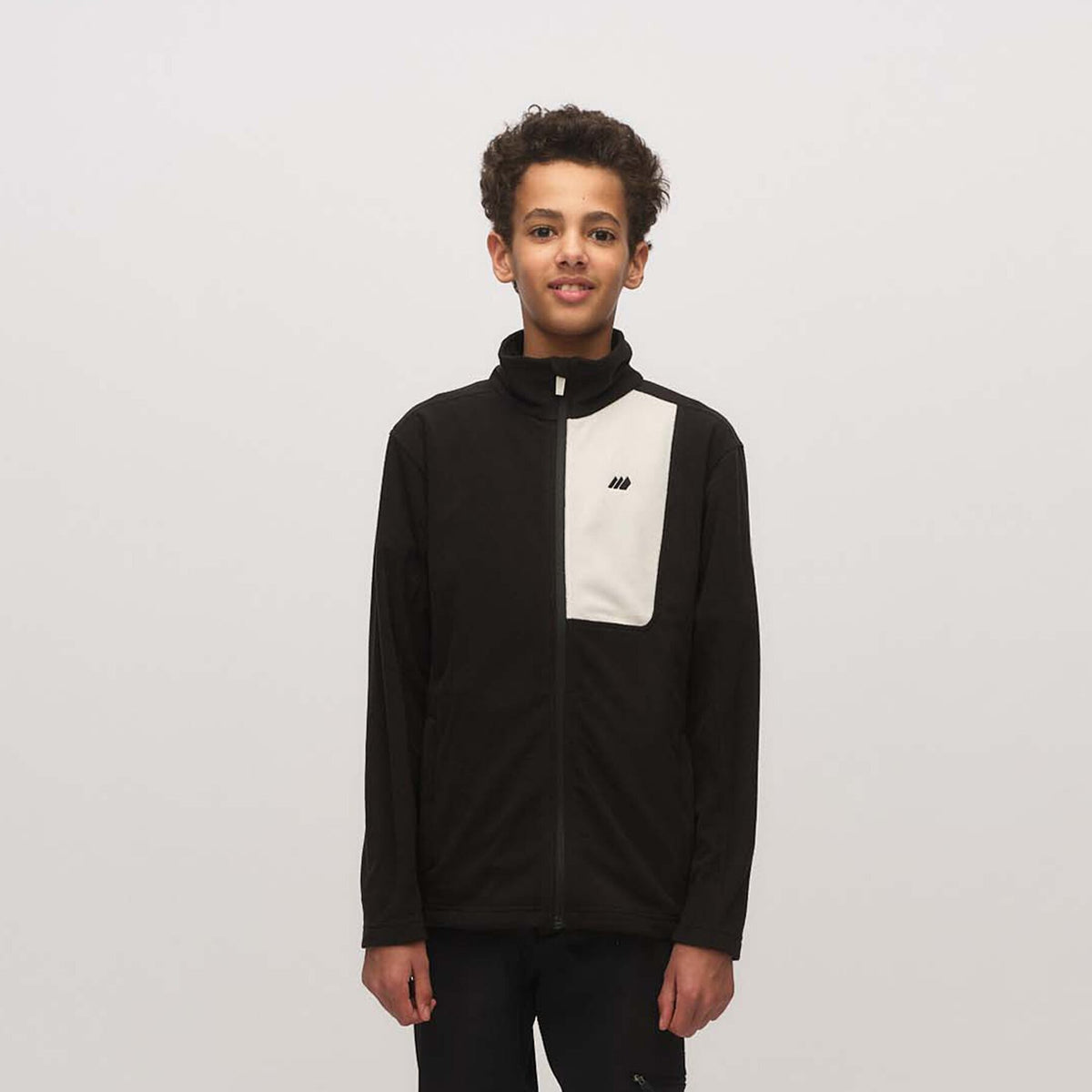 Troms – Black