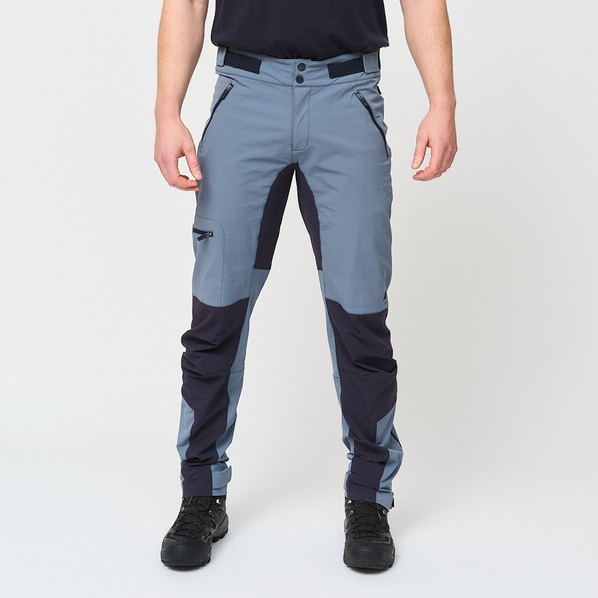 Larstinden – China Blue