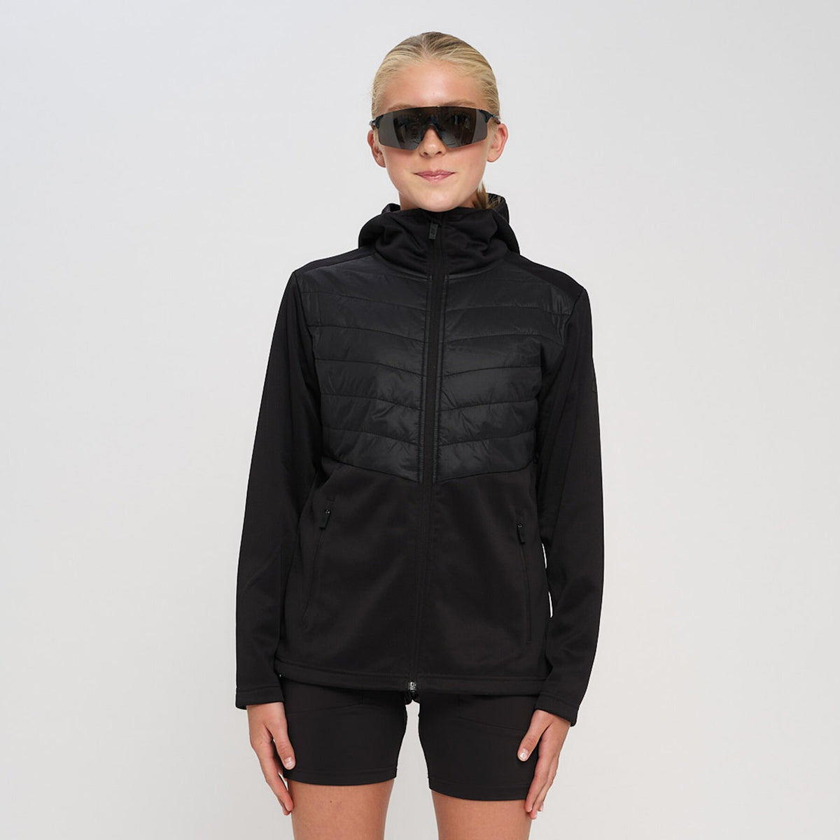 Sund – Black