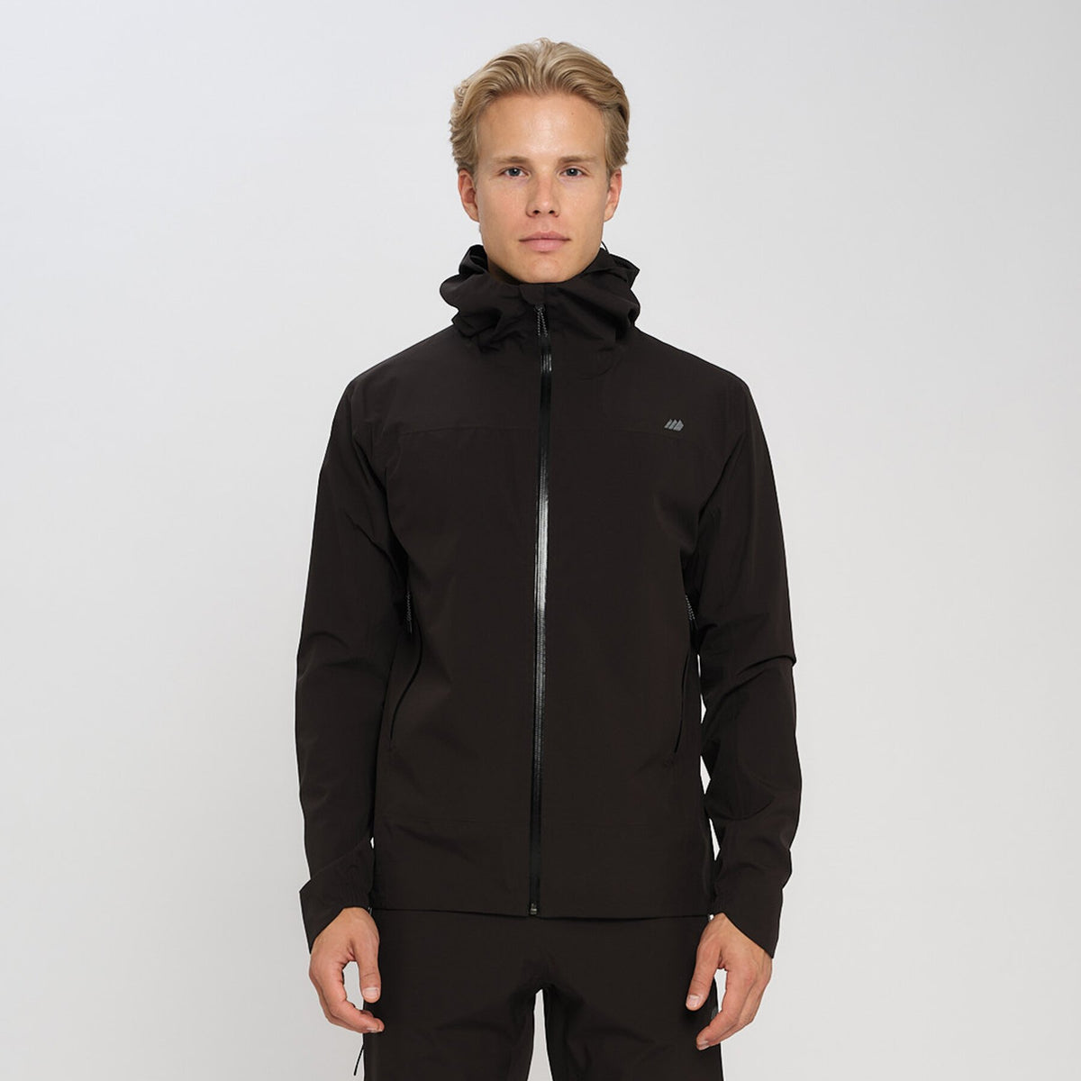 Dovre – Black