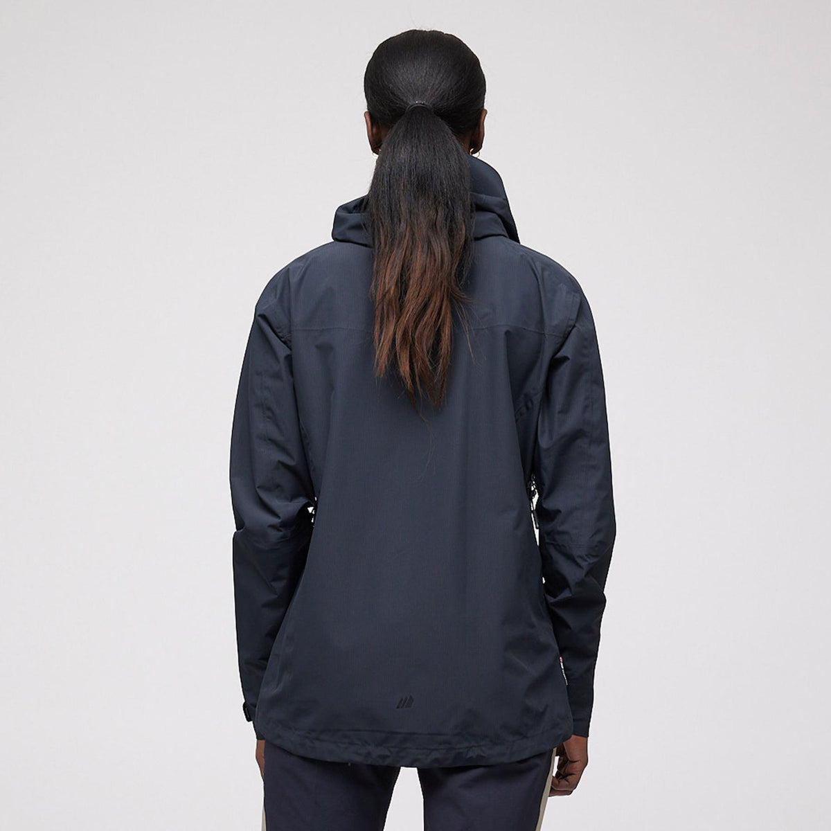 Hornstinden – Dark Navy