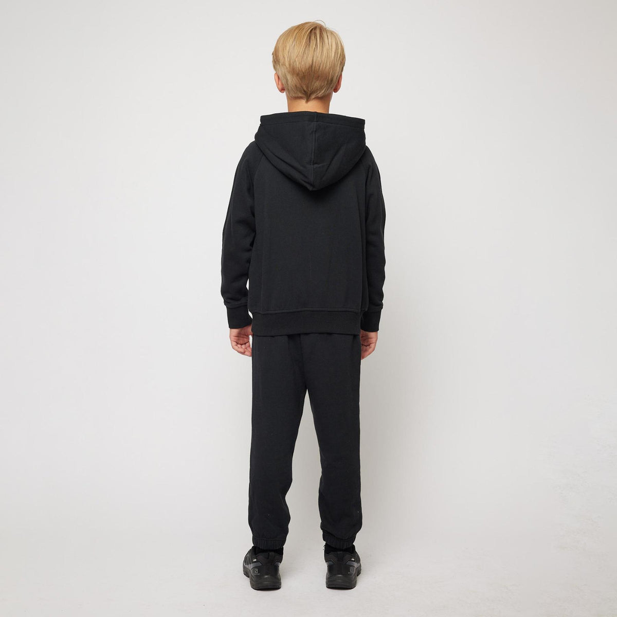 Muren – Black