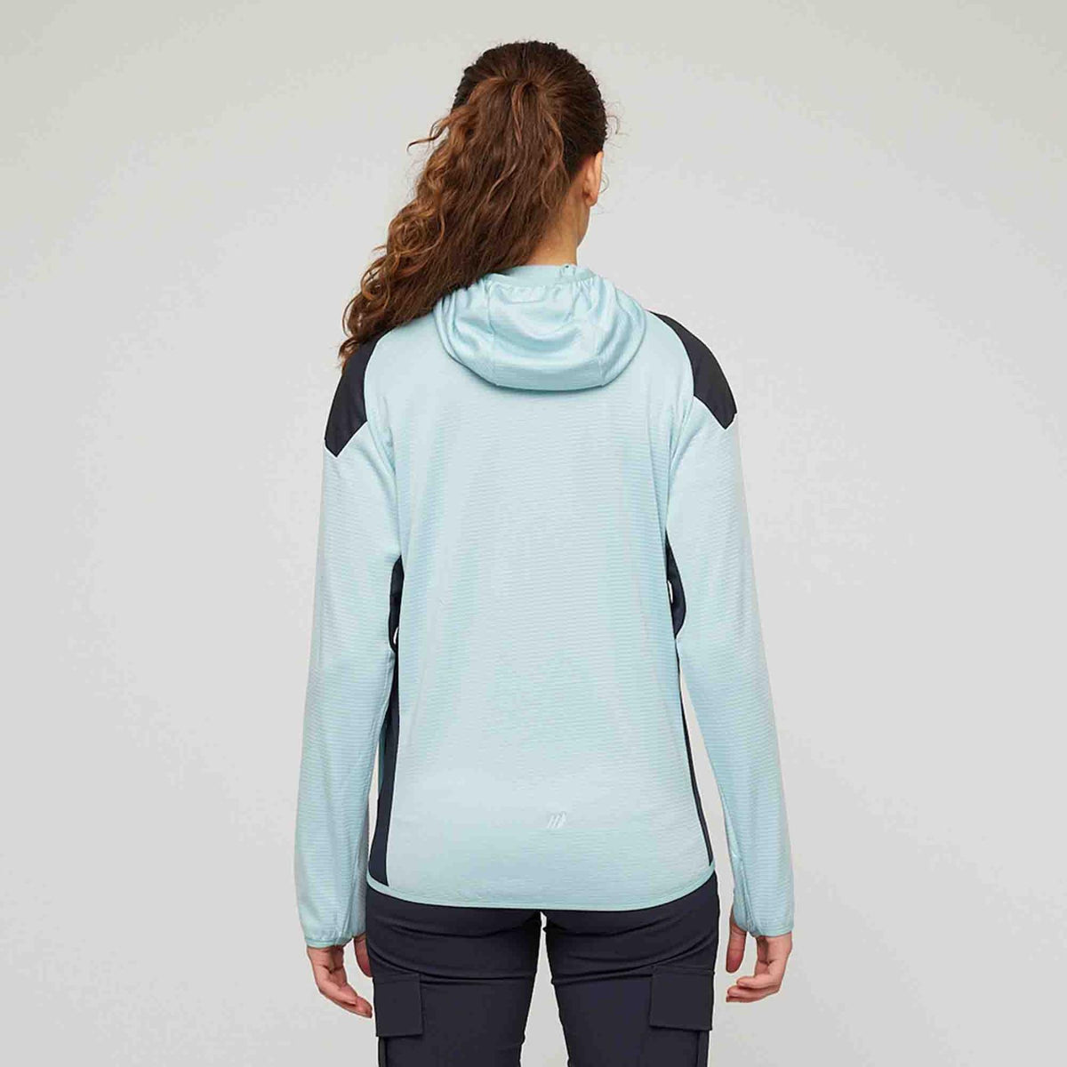 Nissedal – Cory Blue