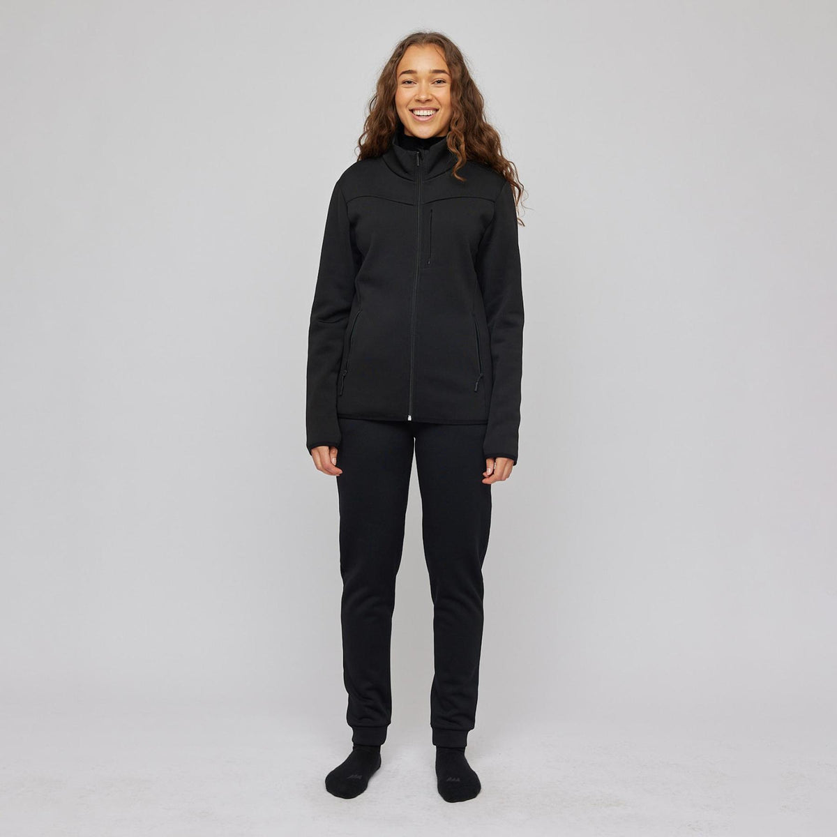 Hellesylt – Black