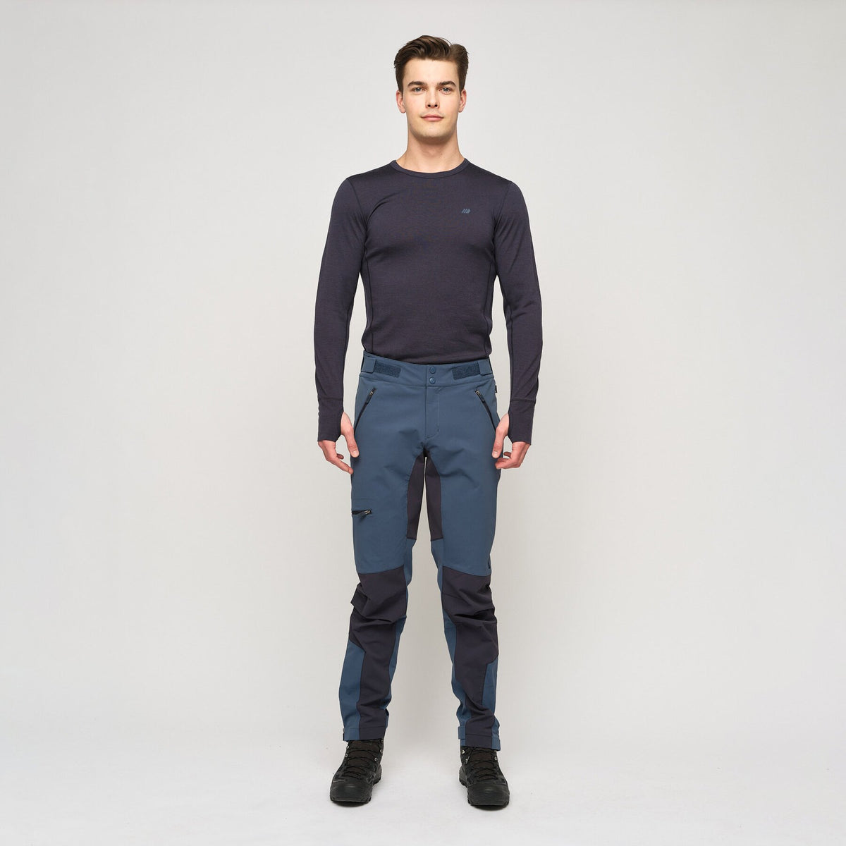 Larstinden – Dark Denim