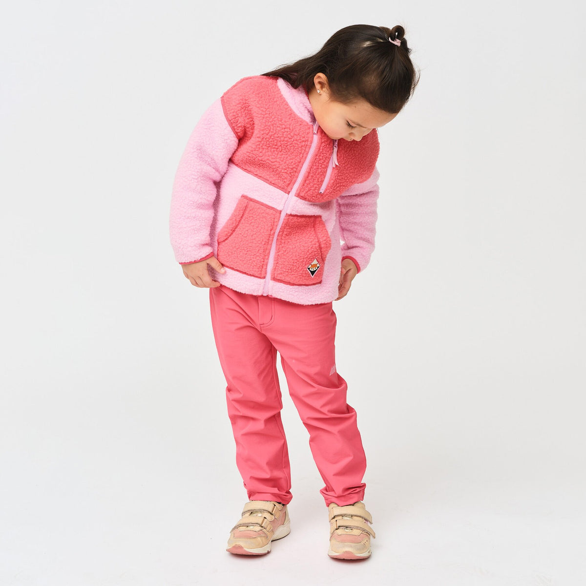 Rago – Pink Frosting