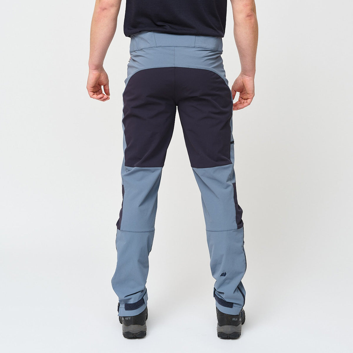 Larstinden – China Blue