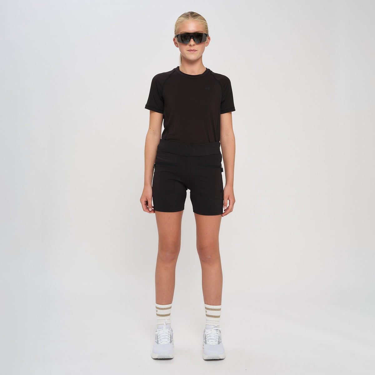 Raula – Black