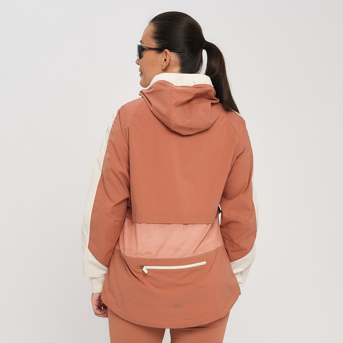 Aukra – Cedar Wood