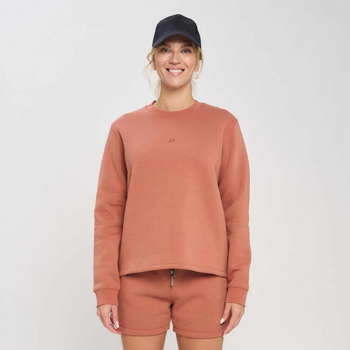 Tussen – Cedar Wood