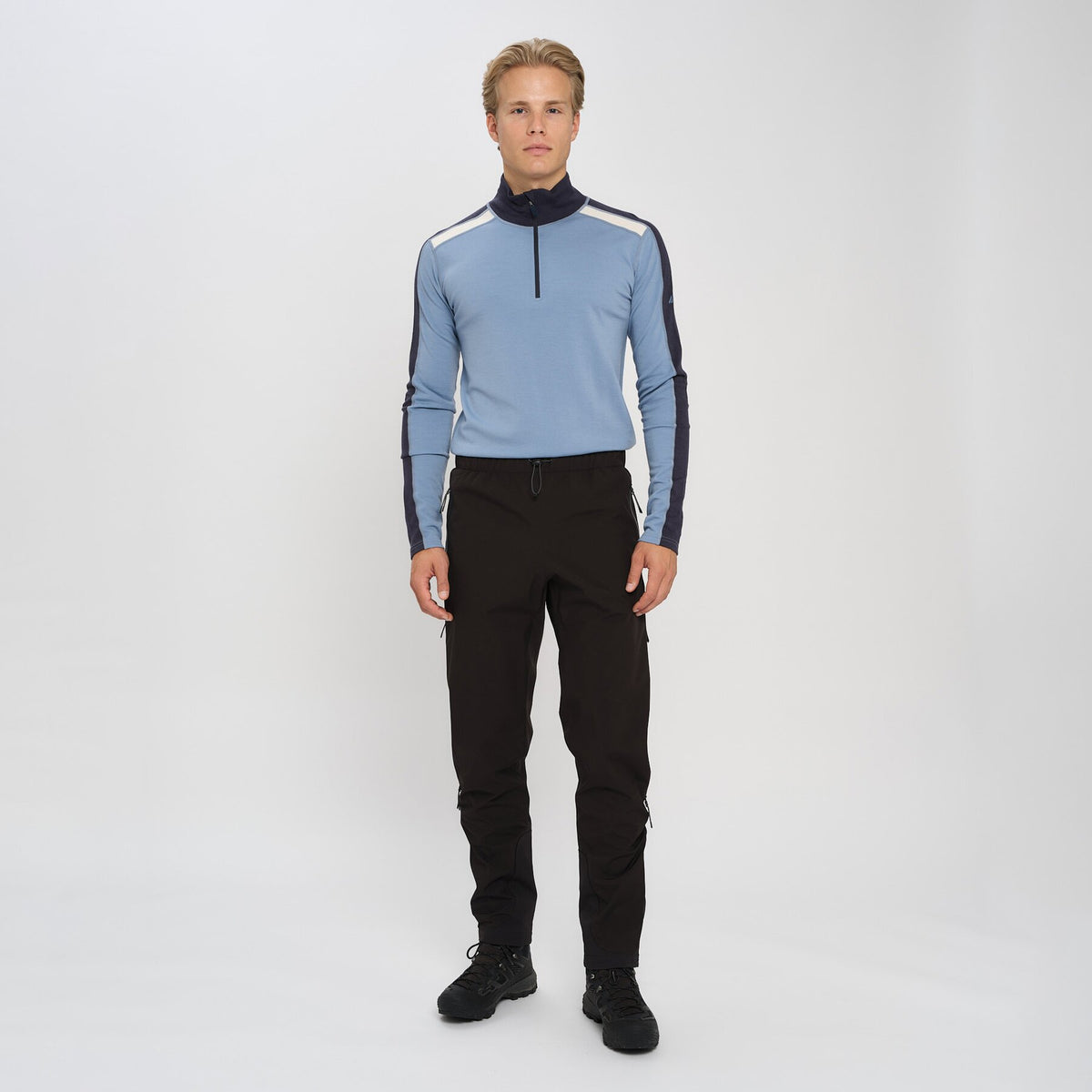 Dovre – Black