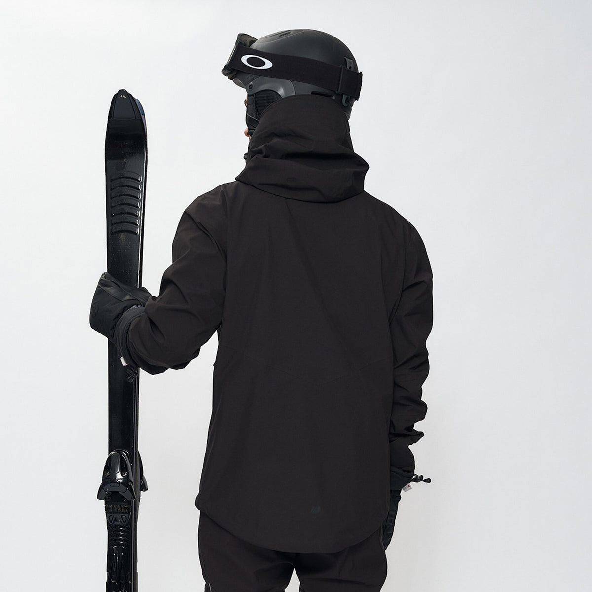 Breakulen – Black