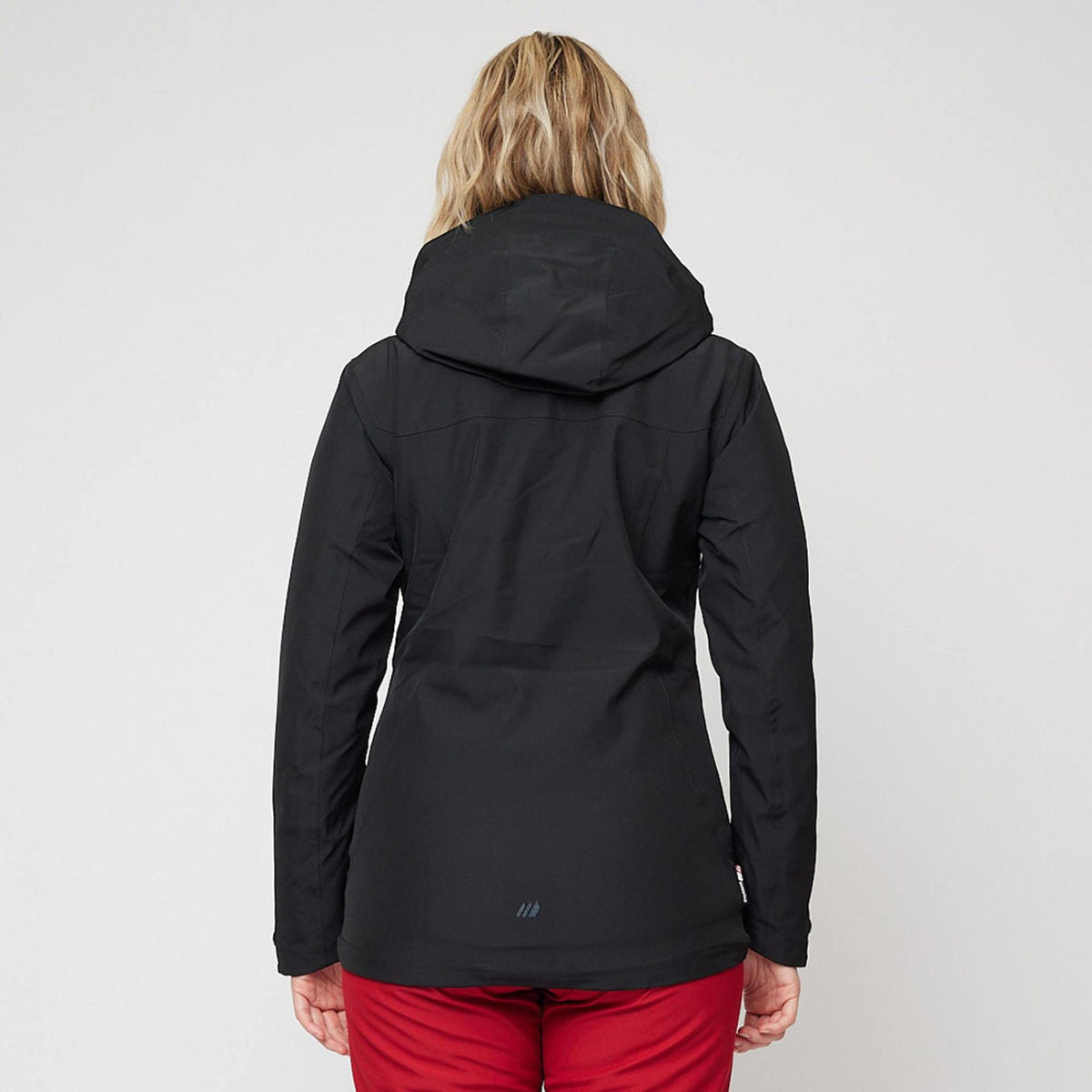 Ryssdal – Black