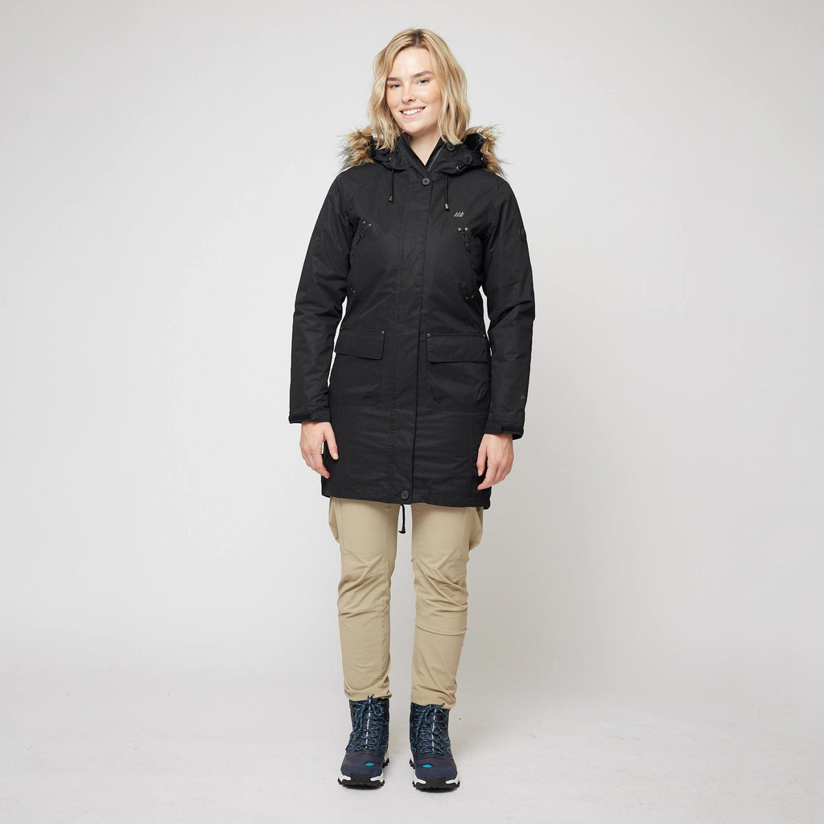 Sande – Black