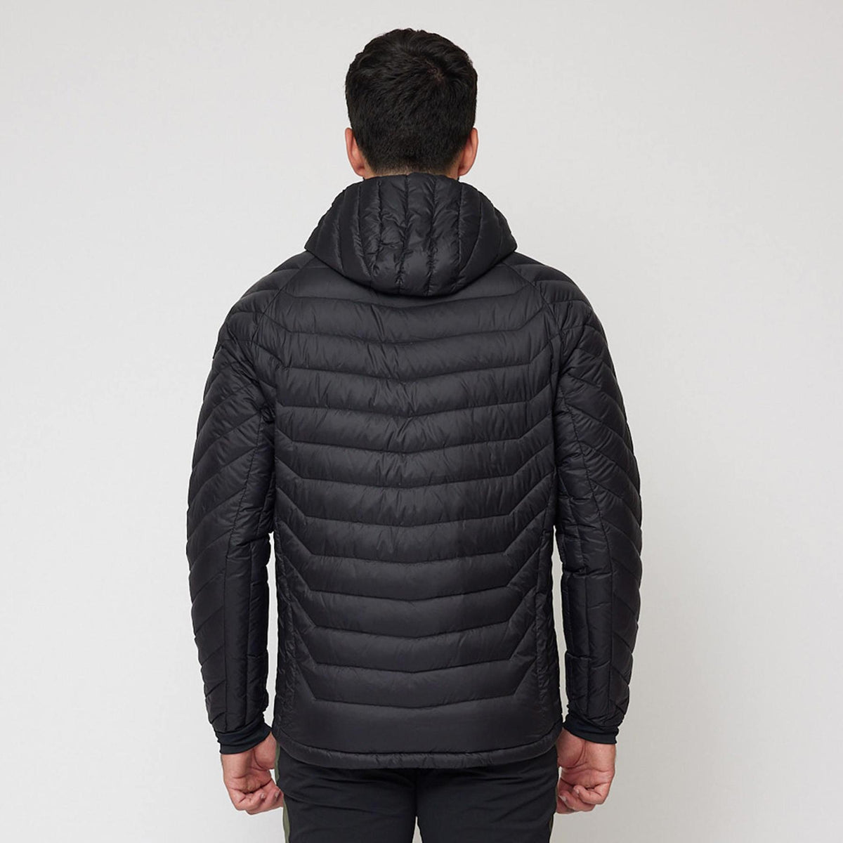 Salen – Black