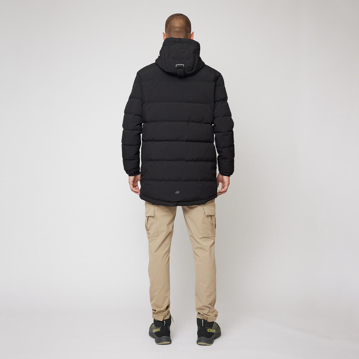 Nydalen – Black