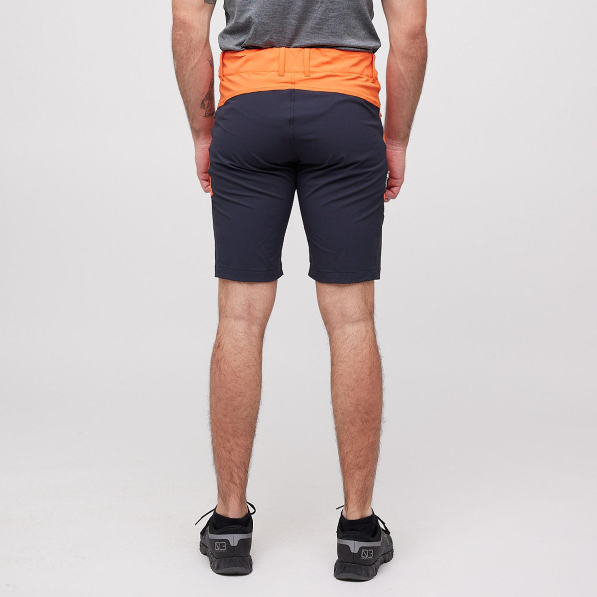 Saksi – Orange