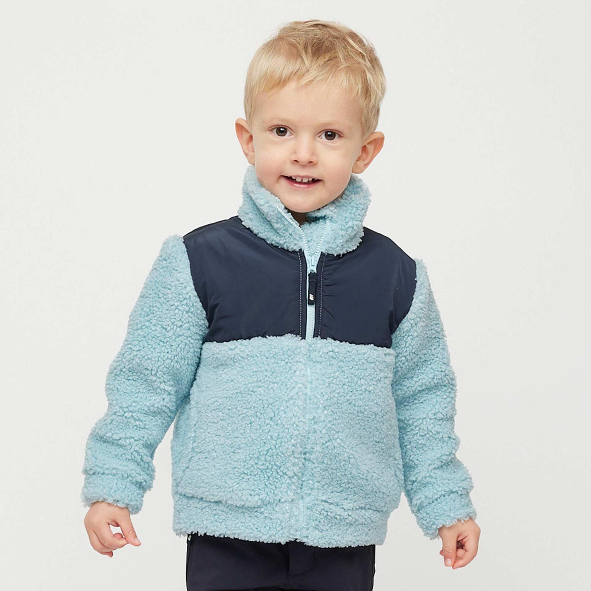 Alnes – Cory Blue