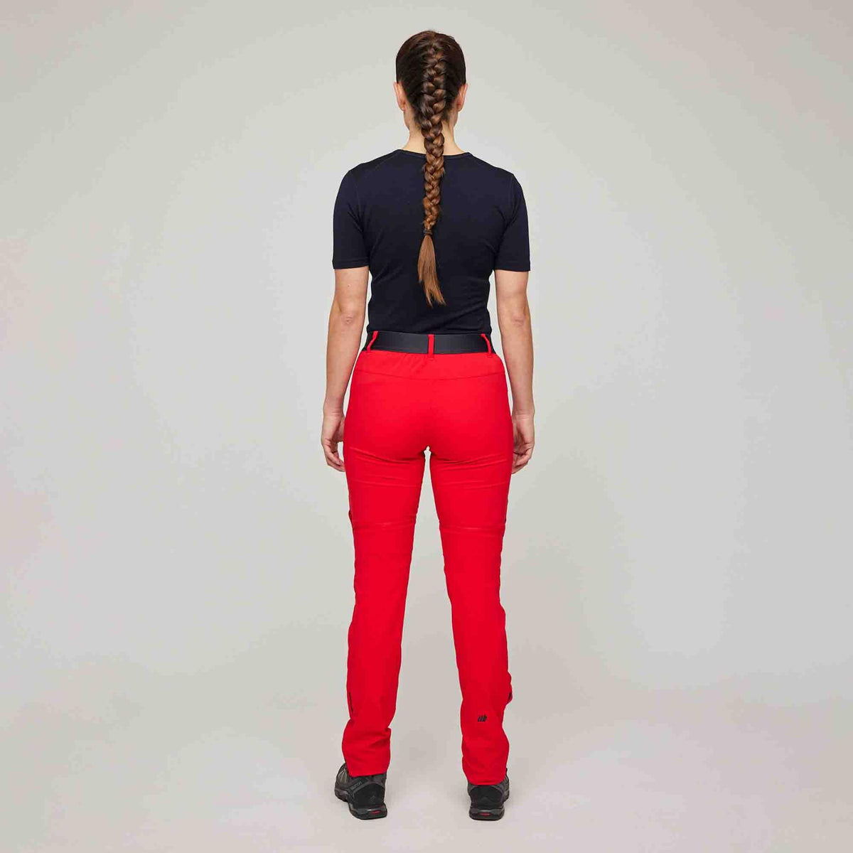 Husnes – Chinese Red