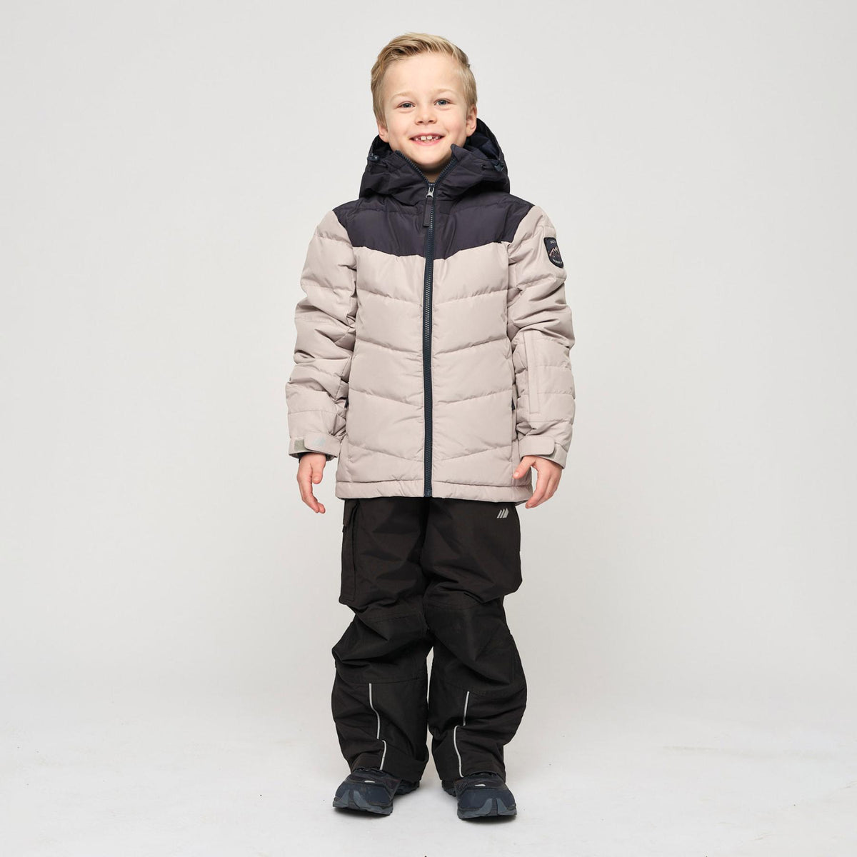 Hureset – Opal Gray