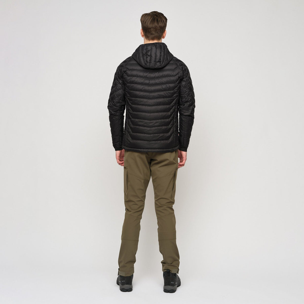 Salen – Black