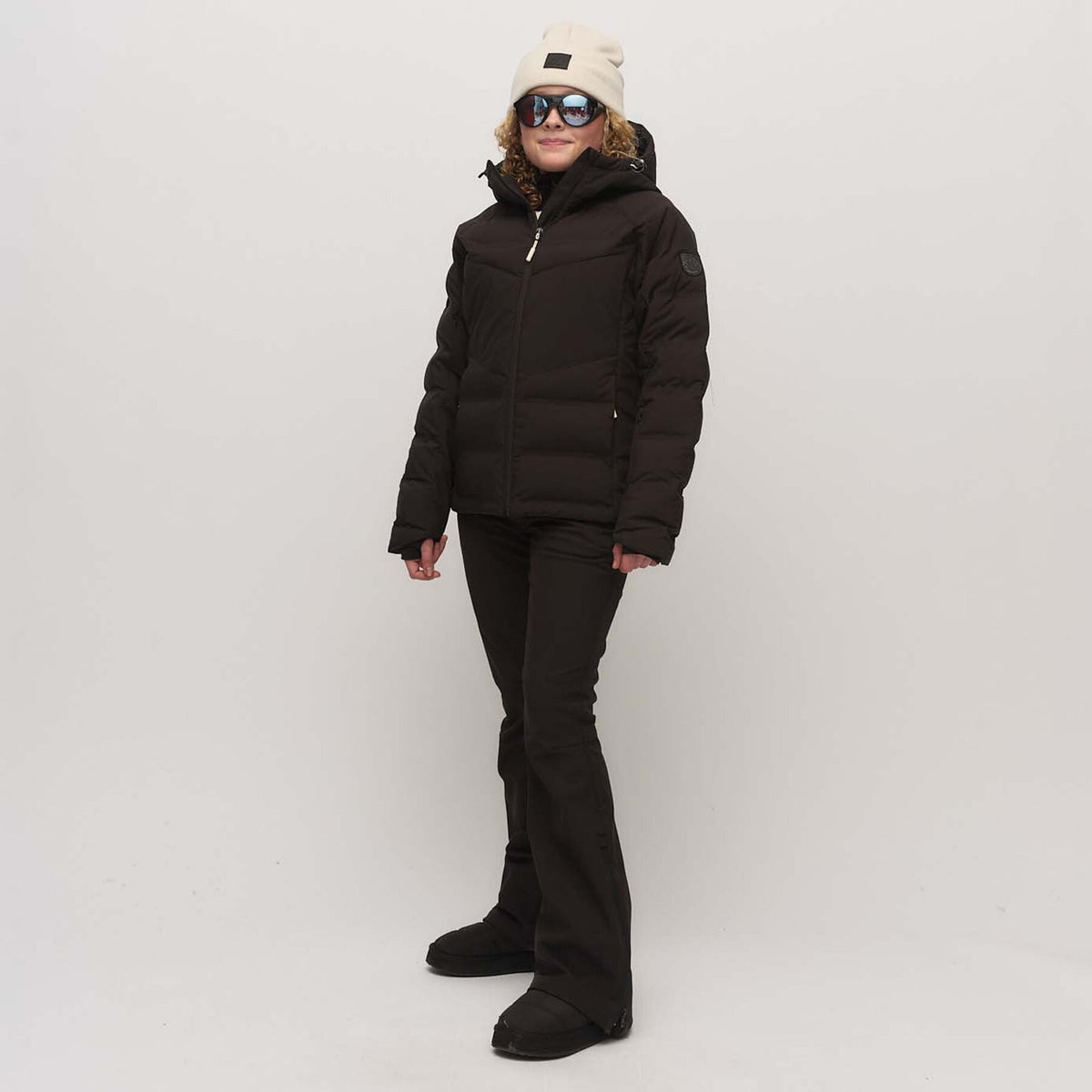 Glitterheim – Black