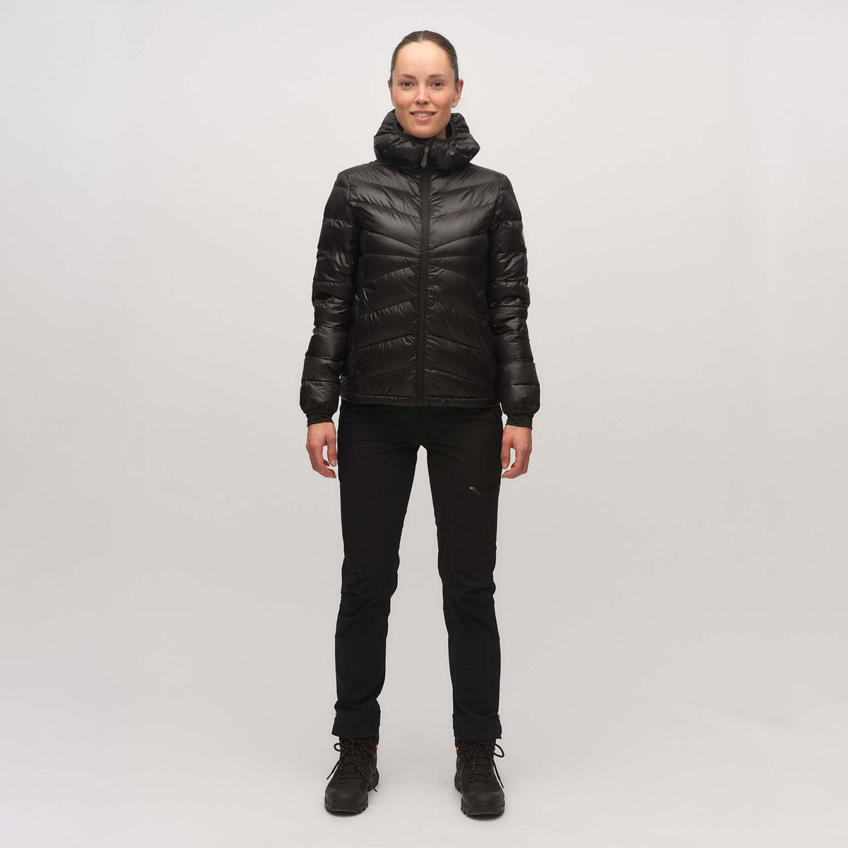 Sølvøyna – Black