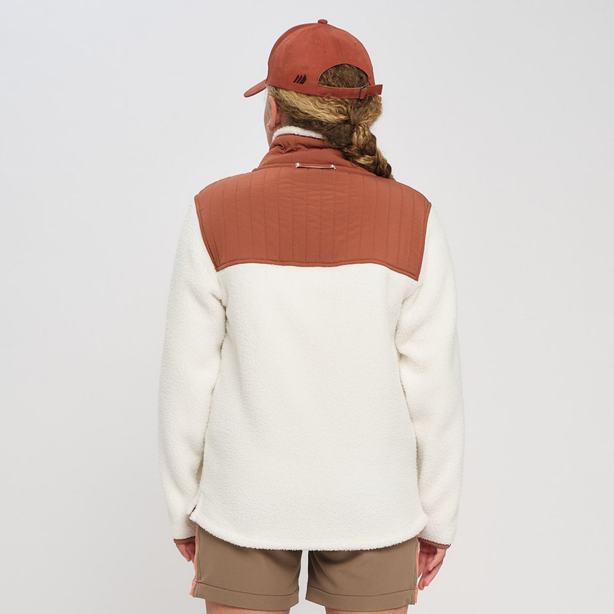 Gomo – Cedar Wood