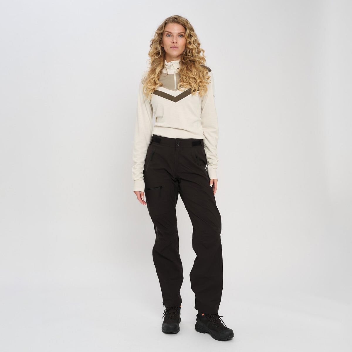 Stigen – Black