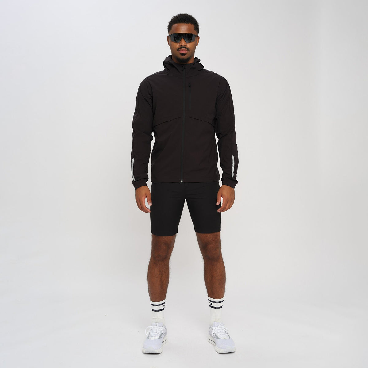 Hjelset – Black