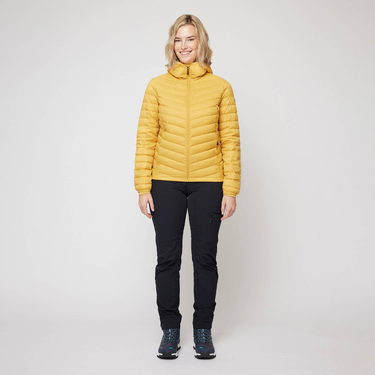 Sølvøyna – Bright Gold