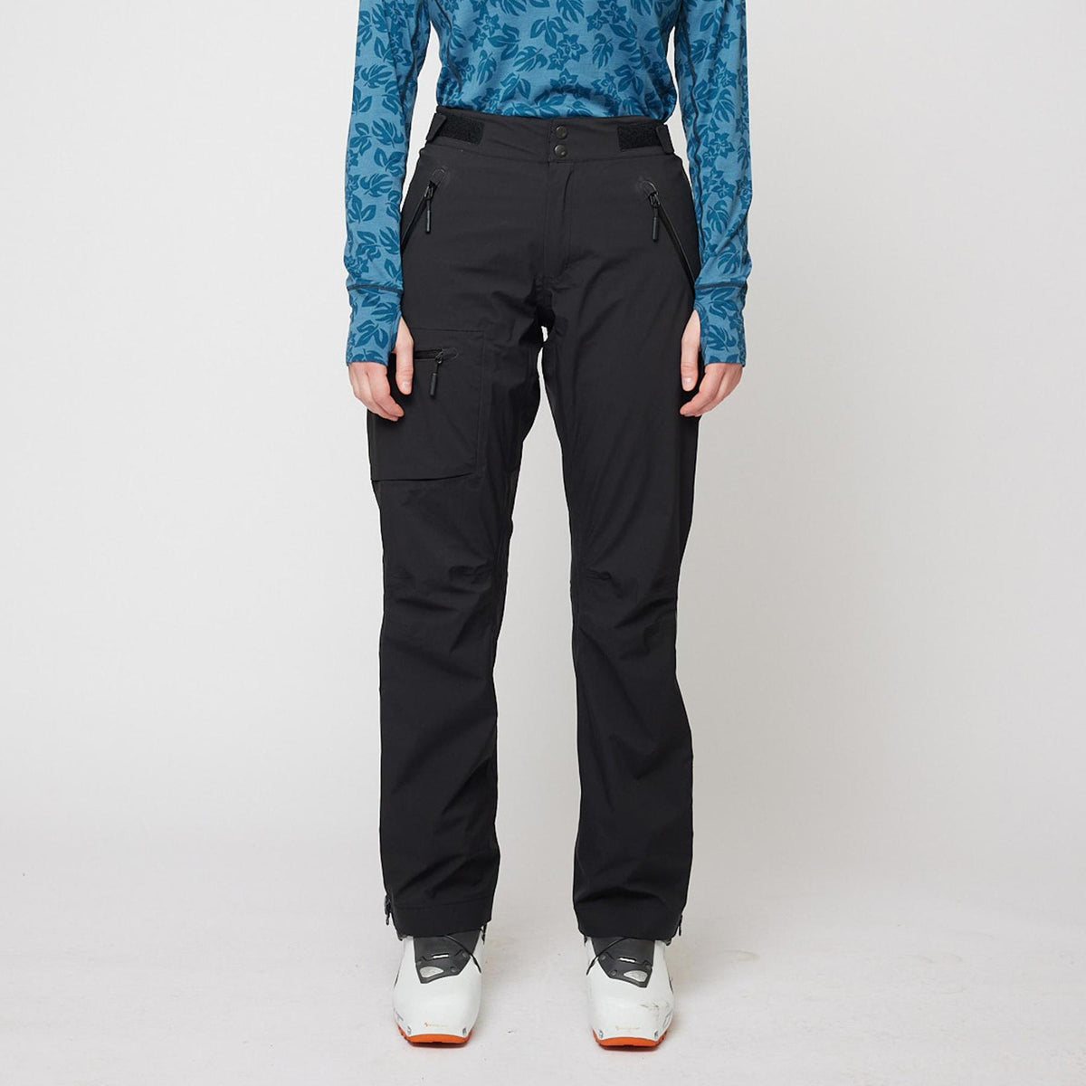 Stigen – Black