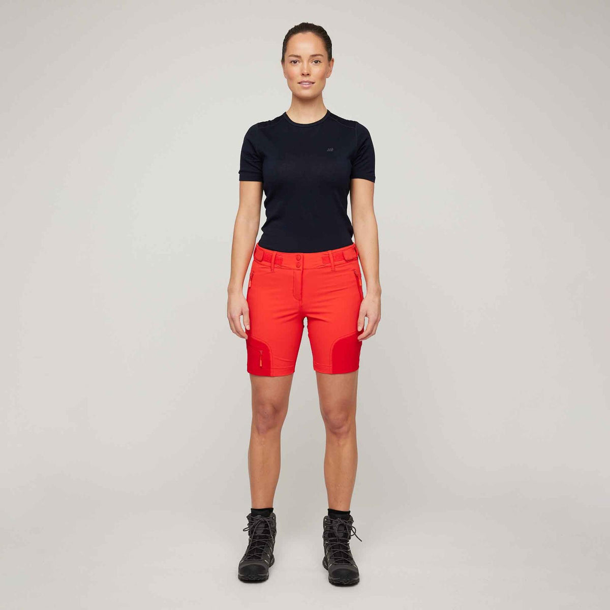 Veotinden – Poppy Red