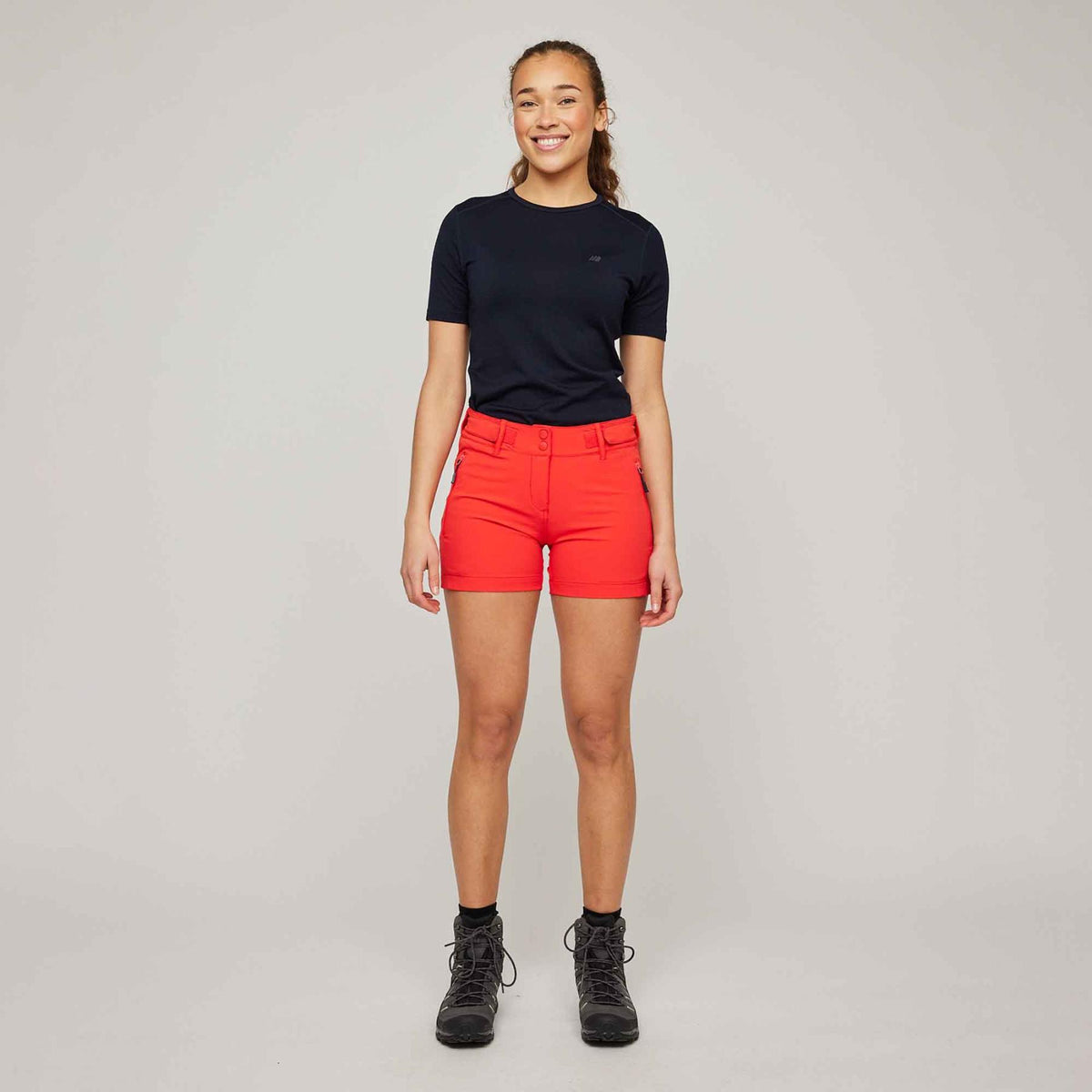 Dalsfjorden – Poppy Red