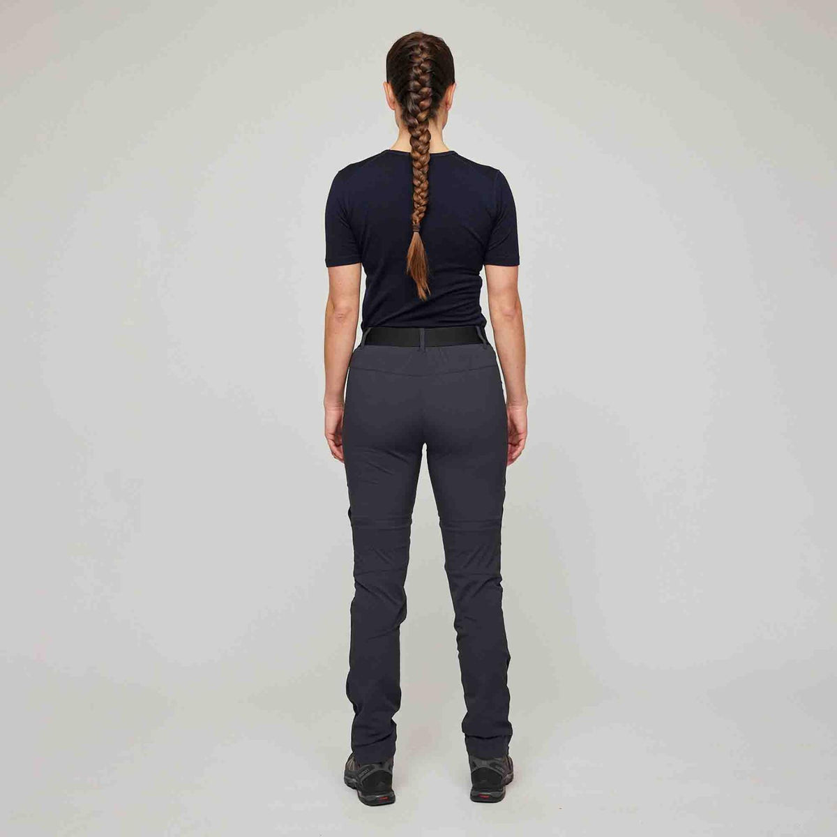 Husnes – Dark Navy