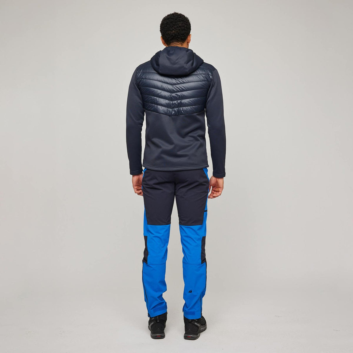 Moen – Dark Navy