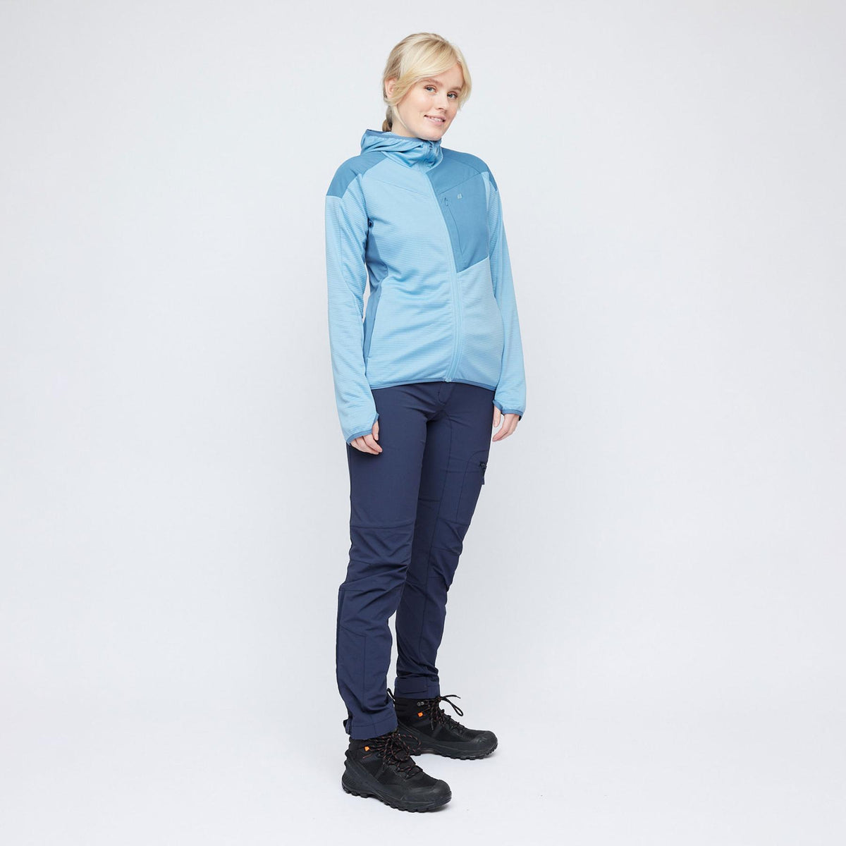 Nissedal – Dusk blue