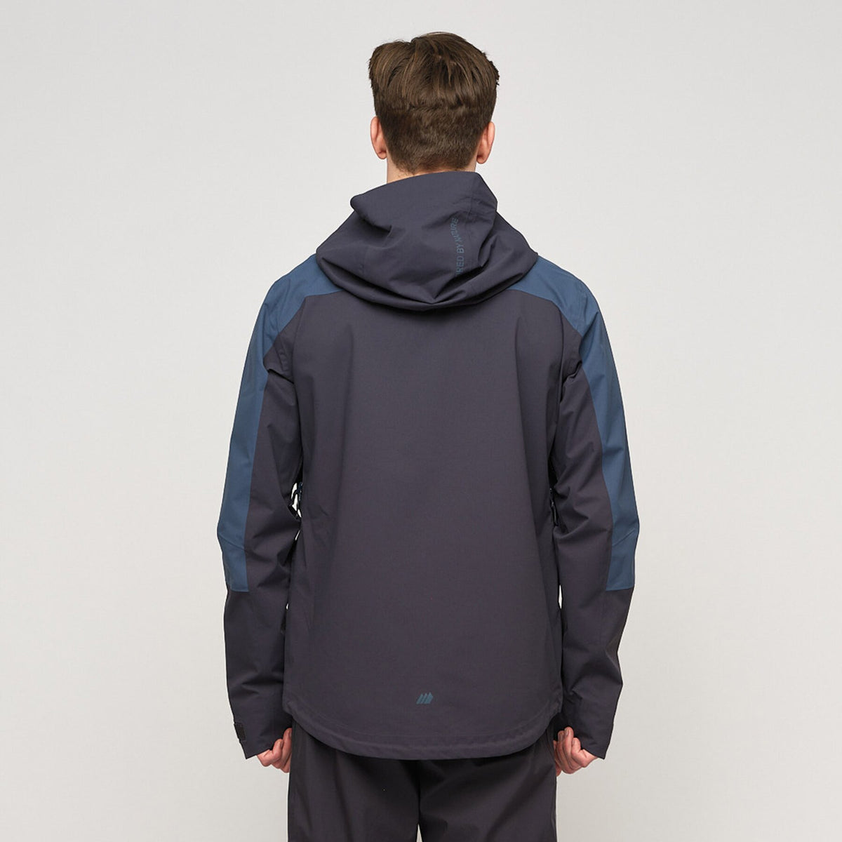 Kråkvasstinden – Dark Denim