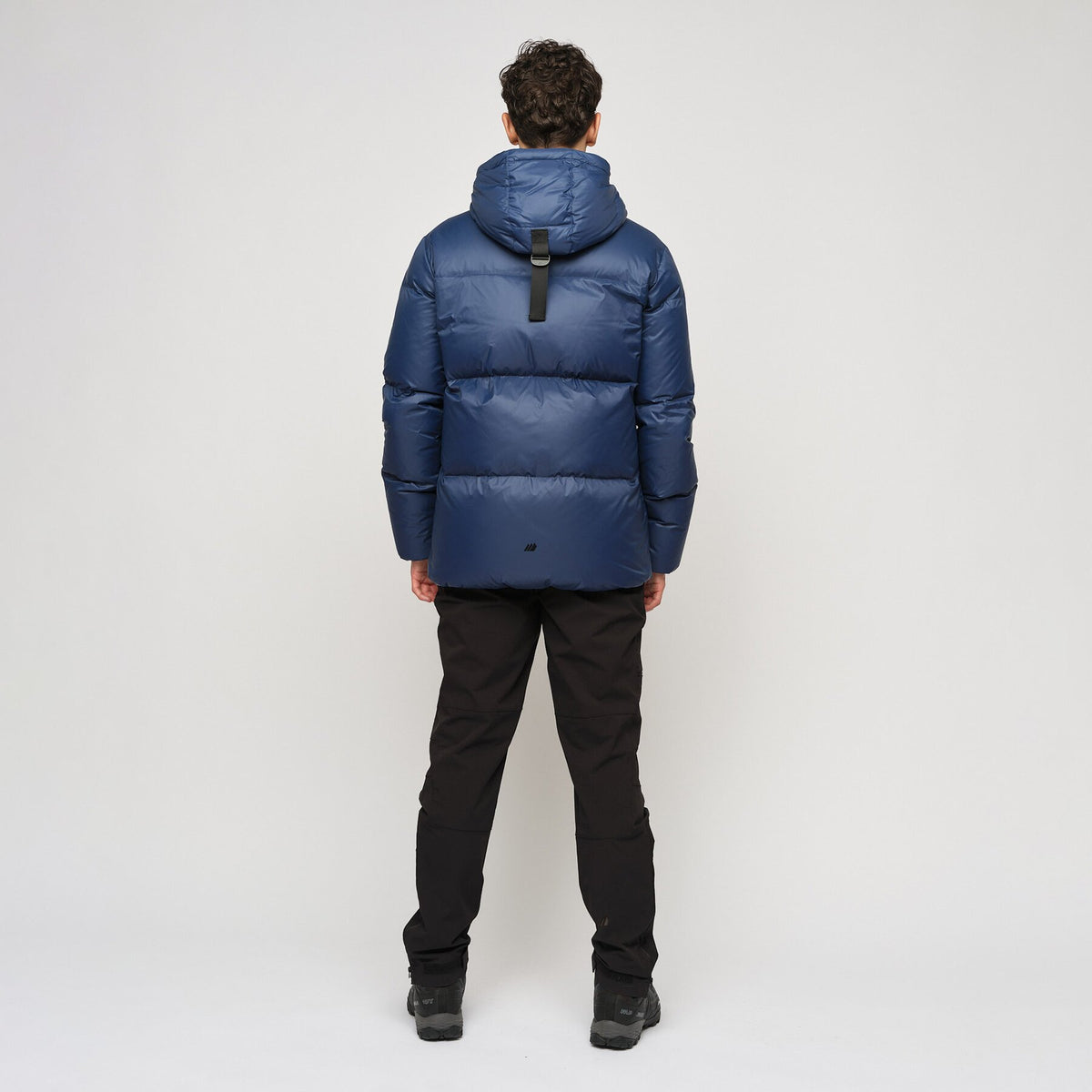Ustetind – Dark Denim