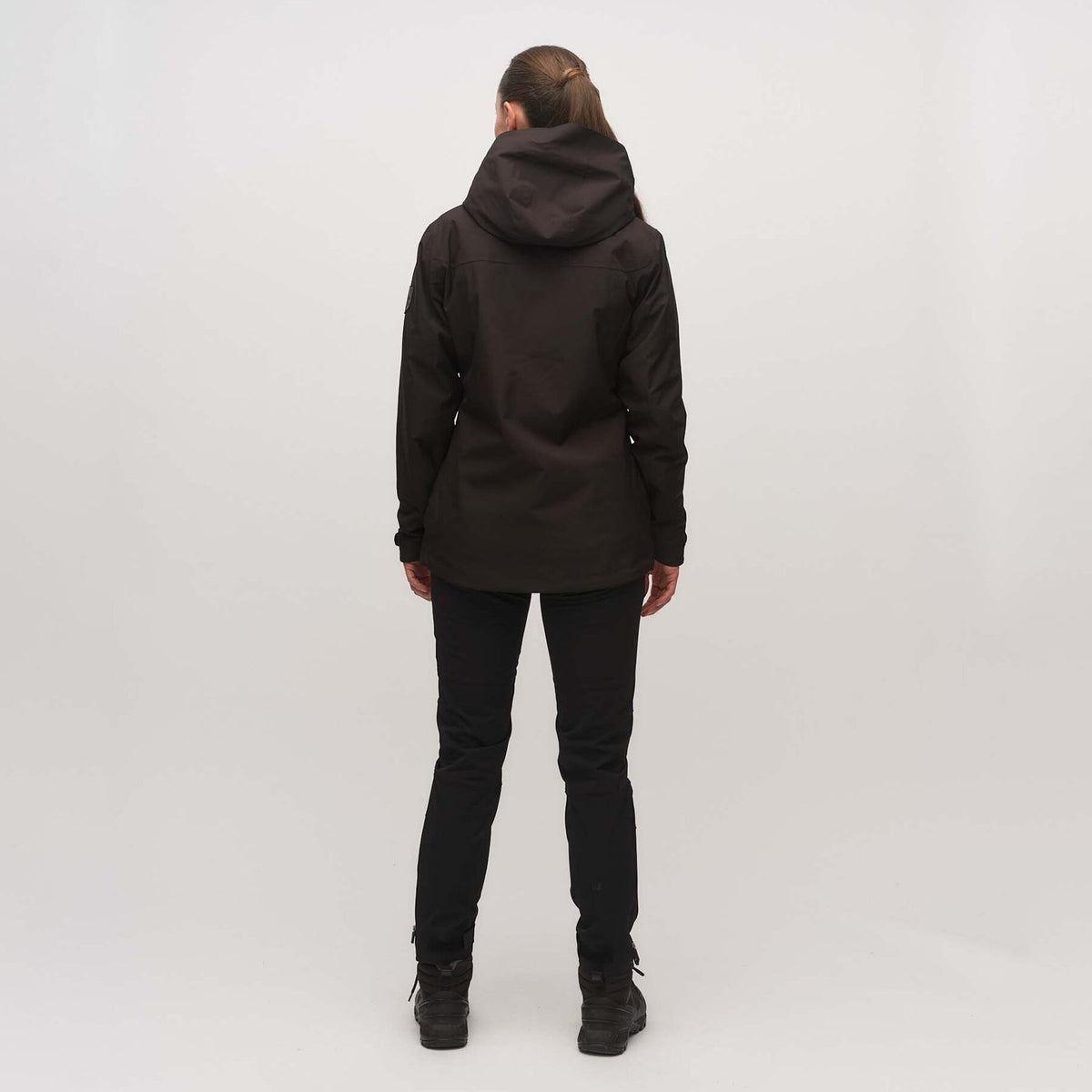 Ryssdal – Black
