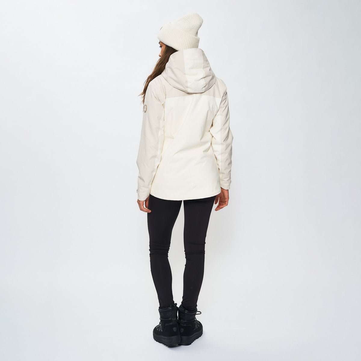 Ryssdal – Offwhite